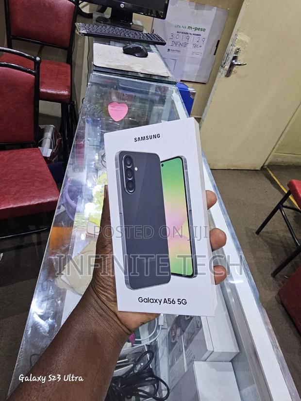 New Samsung Galaxy A56 256 GB Black - thumbnail 3