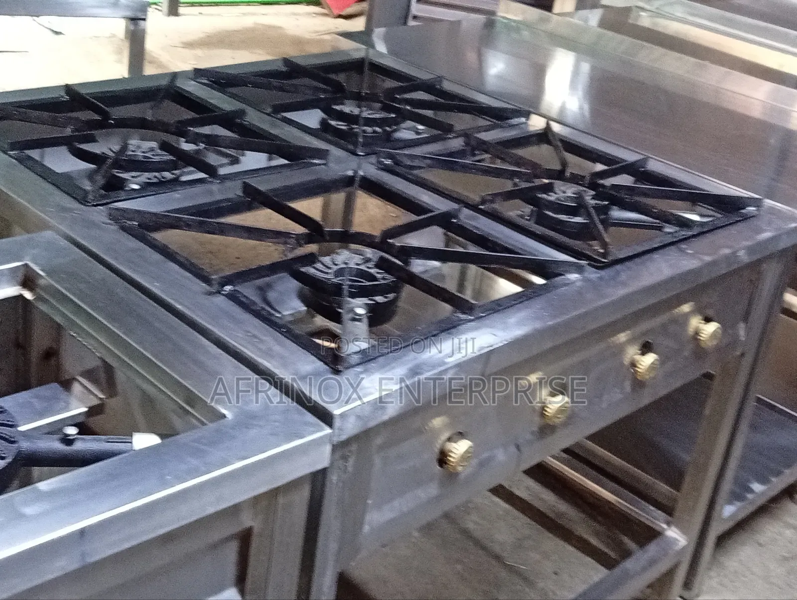 High Quality, 4 Burner Commercial Cooker With High Pressure Burners