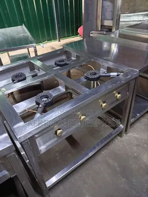 High Quality, 4 Burner Commercial Cooker With High Pressure Burners