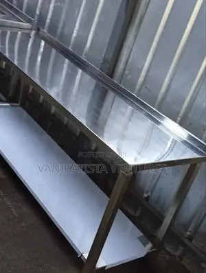 Commercial Grade, Stainless Steel Table, 5*2*2.5feets in Size