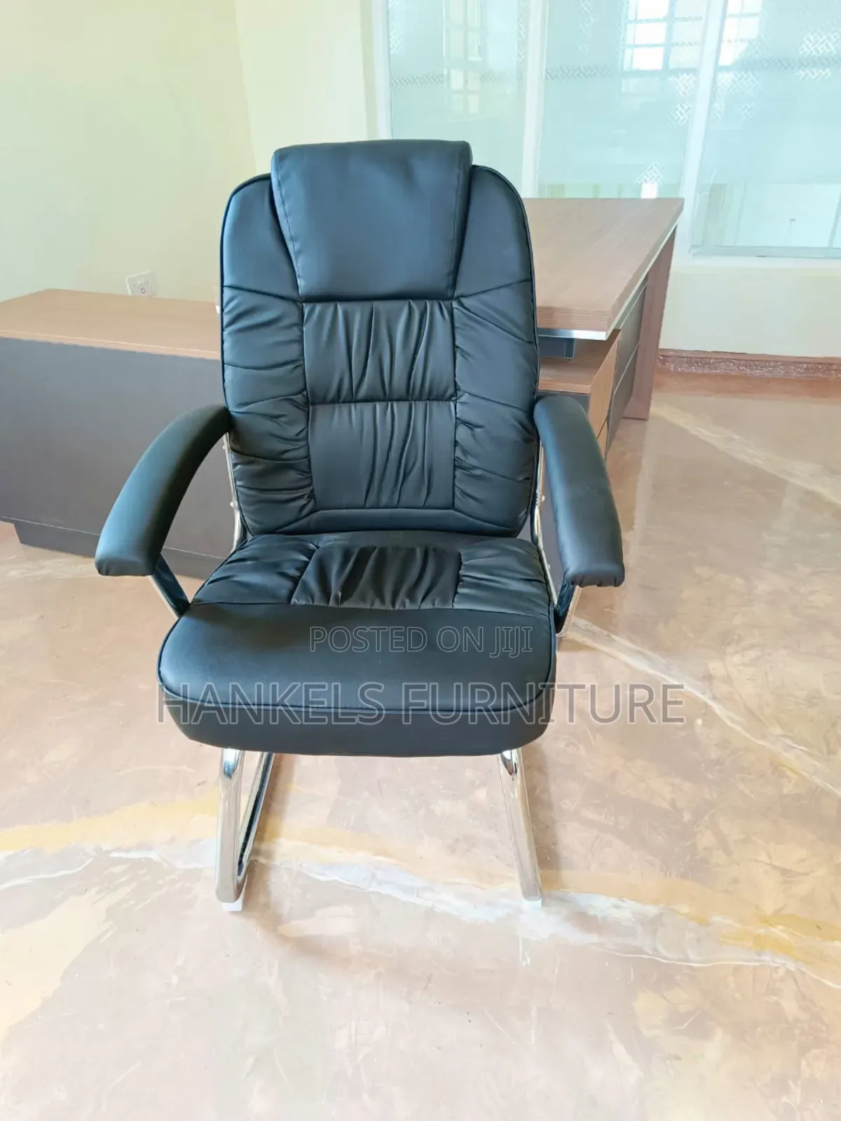 Modern Executive Leather Cantilever Chair With Padded Arms