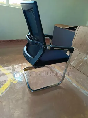 Ergonomic Cantilever Office Chair