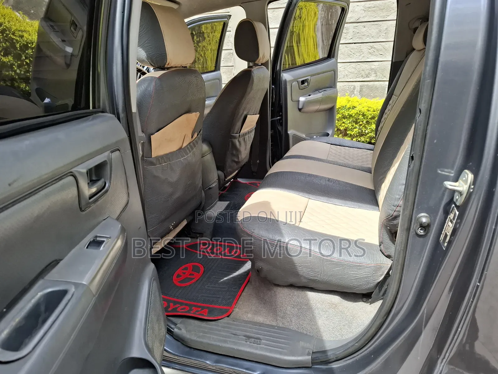 Toyota Hilux 2014 Gray