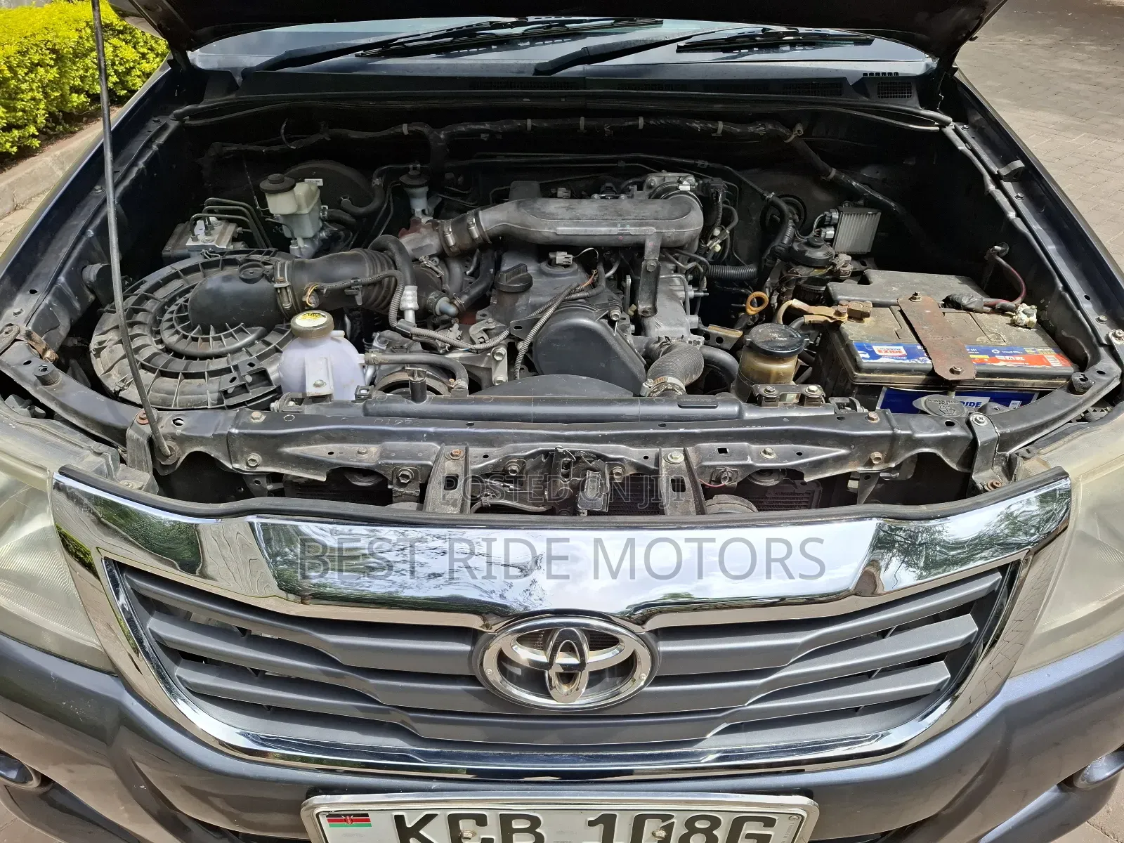 Toyota Hilux 2014 Gray