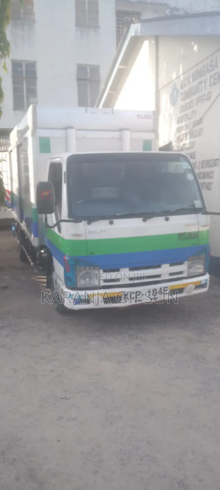 Isuzu Elf KCP