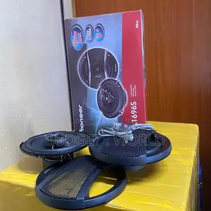 35-22000hz Ts-A1695s Car Speaker Set 6′′ 4-Way Pioneer 6inch