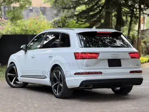 Audi Q7 2.0T Premium AWD quattro 2018 White