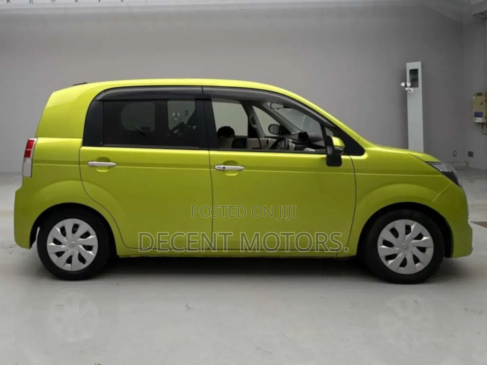 Toyota Spade 1.5 2019 Green
