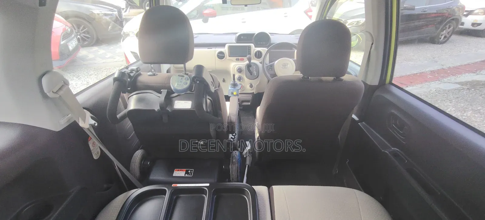 Toyota Spade 1.5 2019 Green