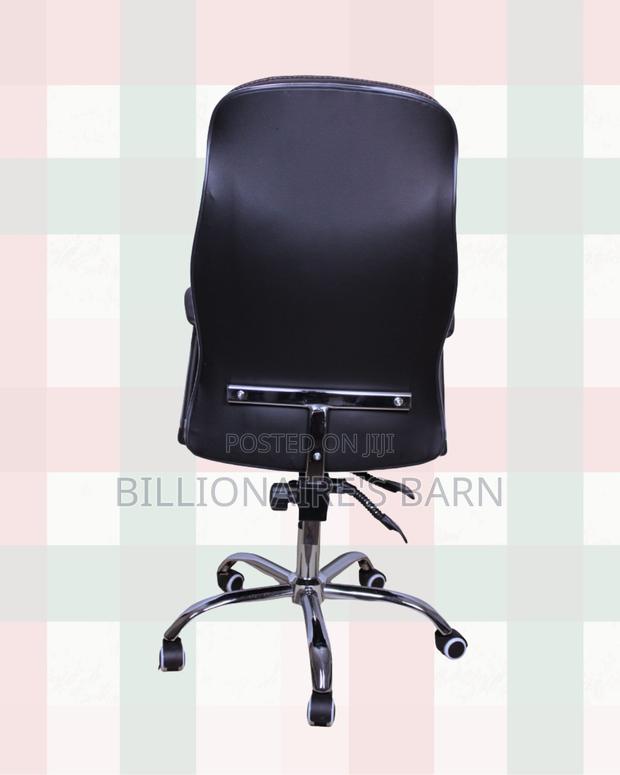 High-Back Executive Leather Chair • Padded Arm Comfort