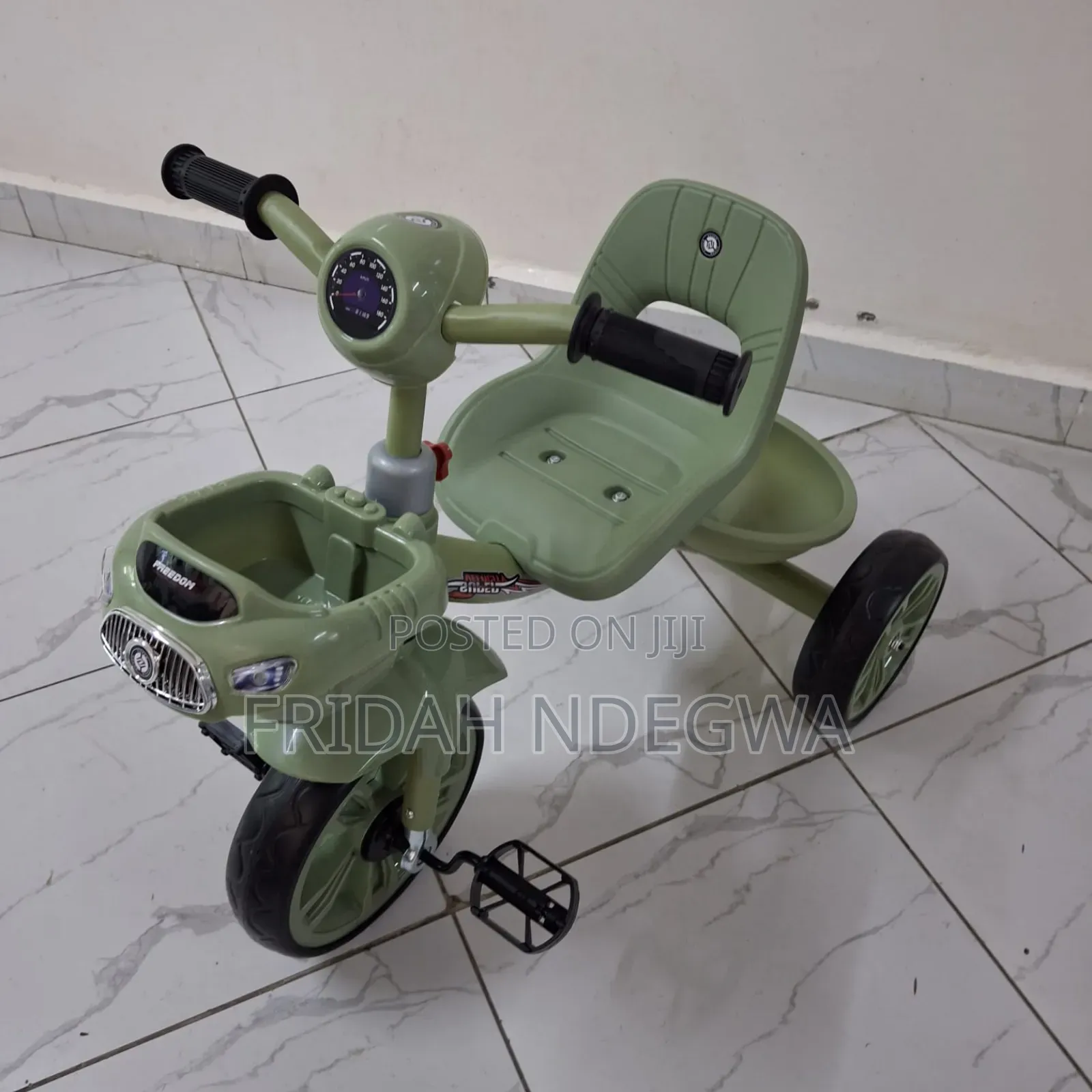 Tricycle With Melodies and Lights
