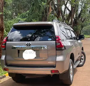 Toyota Land Cruiser Prado 2018 Gold