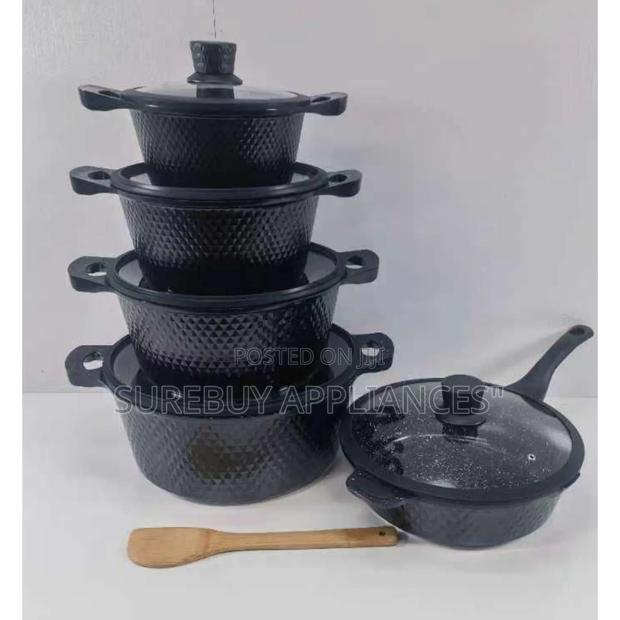 Bosch Stainless Steel 11pc Set – Silicone Lids for Steam Control