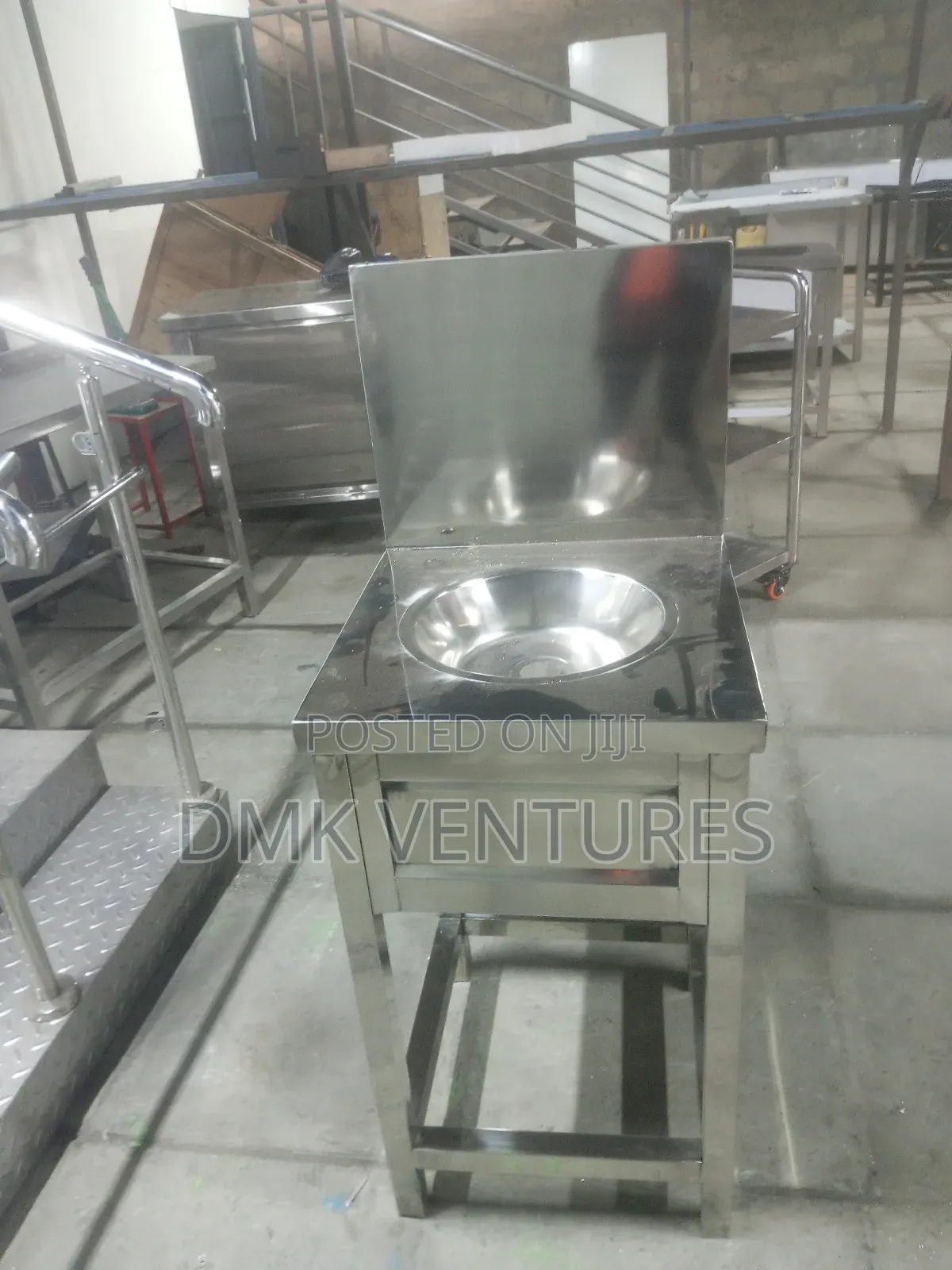 Impressive Stainless Hands Washing Station