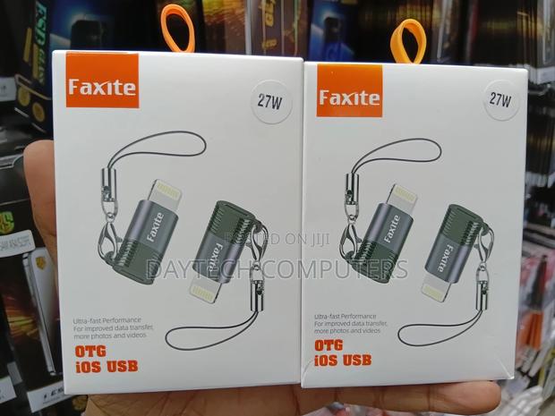 Faxlite Lightning to Usb-C Adapter for iPhone. - main view