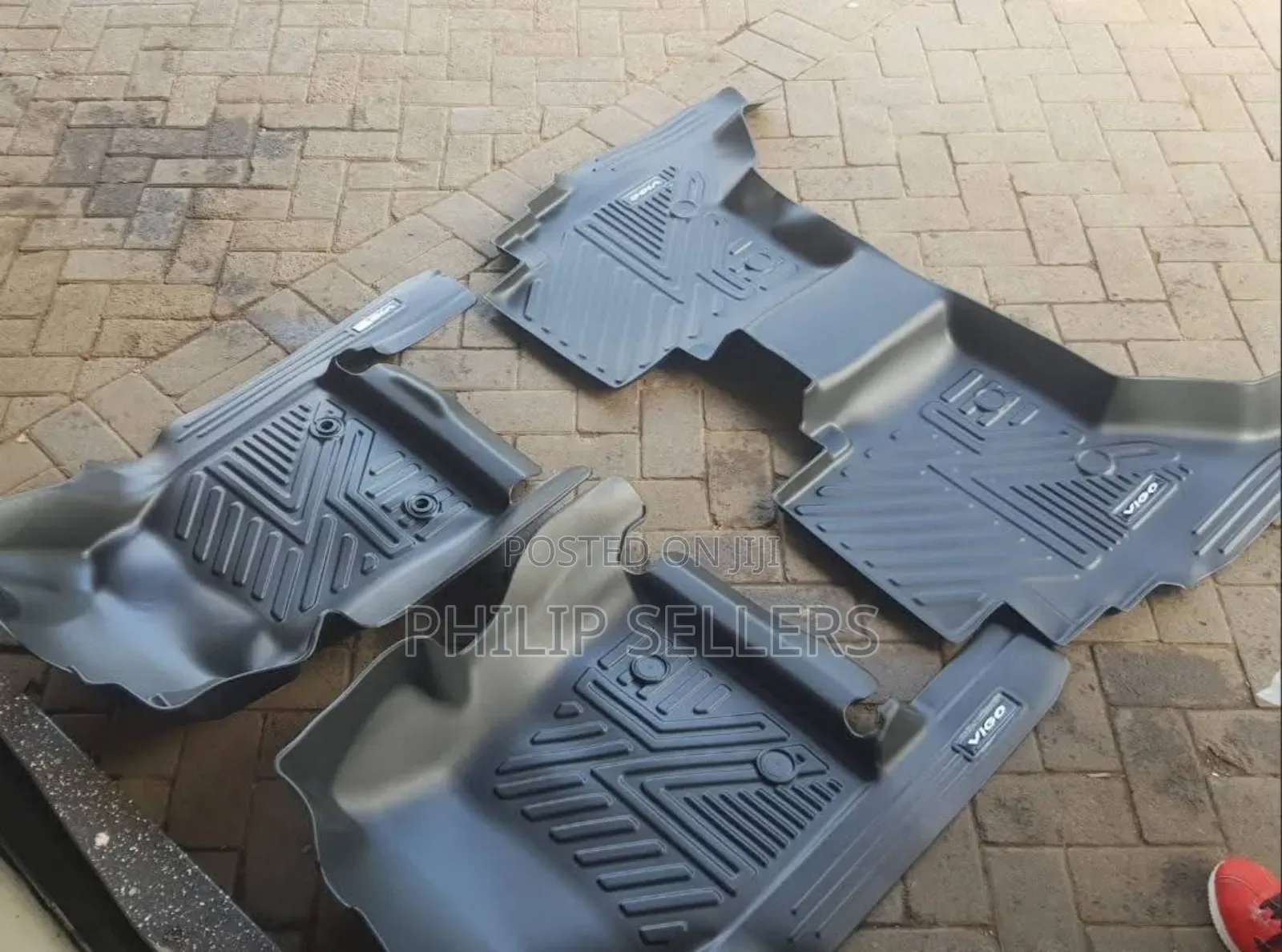 Protects Against Mud, Dust, Spills Daily Wear