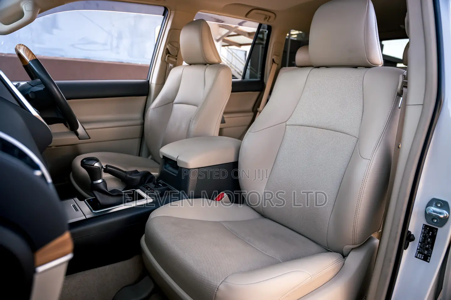 Toyota Land Cruiser Prado 2.8 2020 White