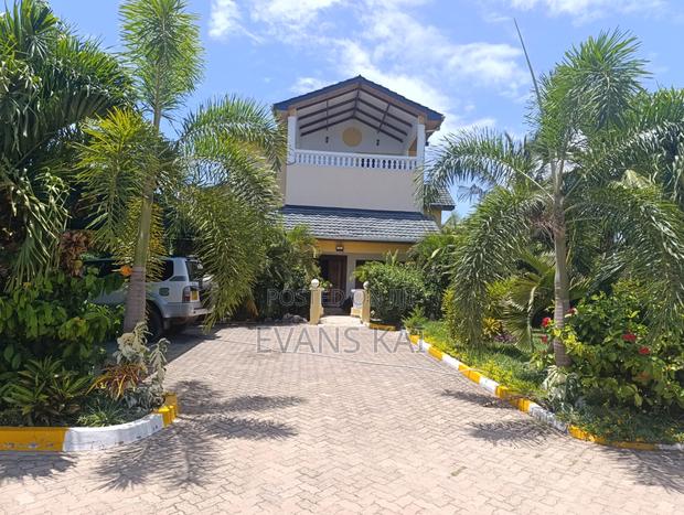 Diani Beach on the Kongo River Cliff 3bedrooms House and Fenced Plot. - thumbnail 4
