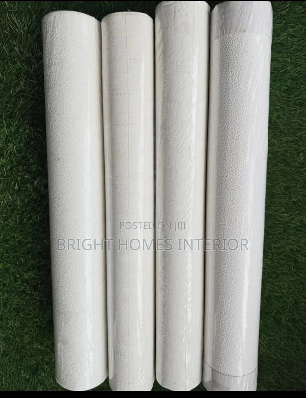 Plain White Ceiling and Wall Wallpaper - main view