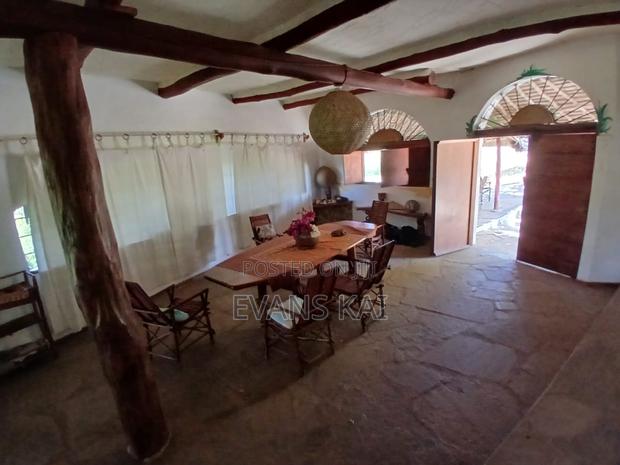 Diani Beach on the Kongo River Cliff 3bedrooms House and Fenced Plot. - thumbnail 7