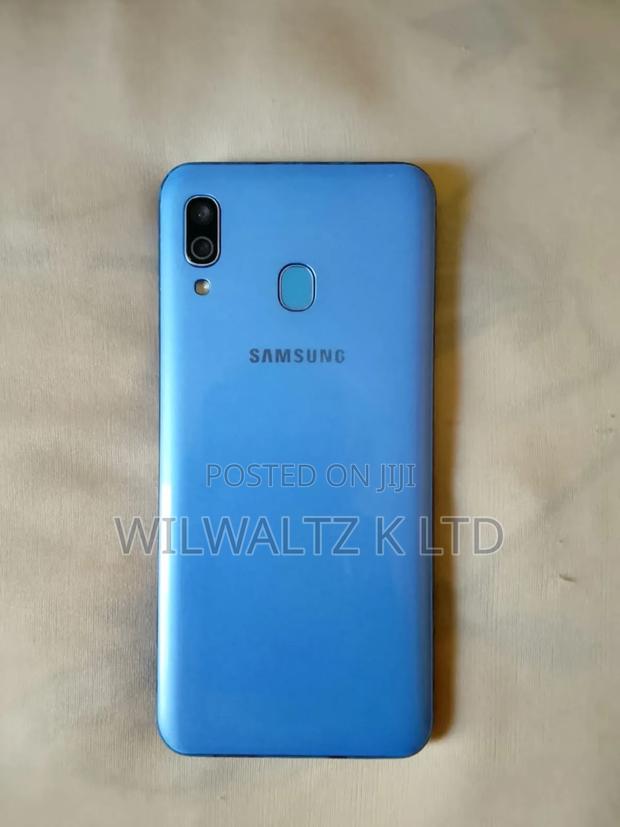 Samsung Galaxy A30 64 GB Blue - thumbnail 3