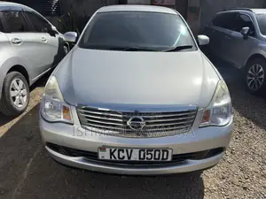 Nissan Bluebird 2012 Silver