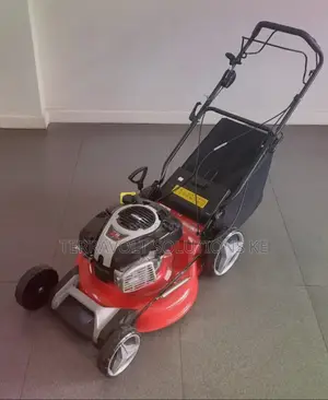 18inch Briggs Stratton 140cc Self Propelled Lawn Mower