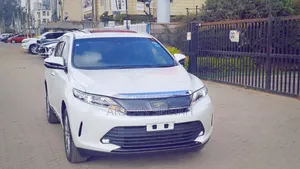 Toyota Harrier 2018 White