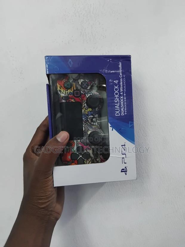 Ps4 Wireless Controller - main view