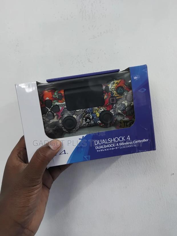 Ps4 Wireless Controller - thumbnail 2