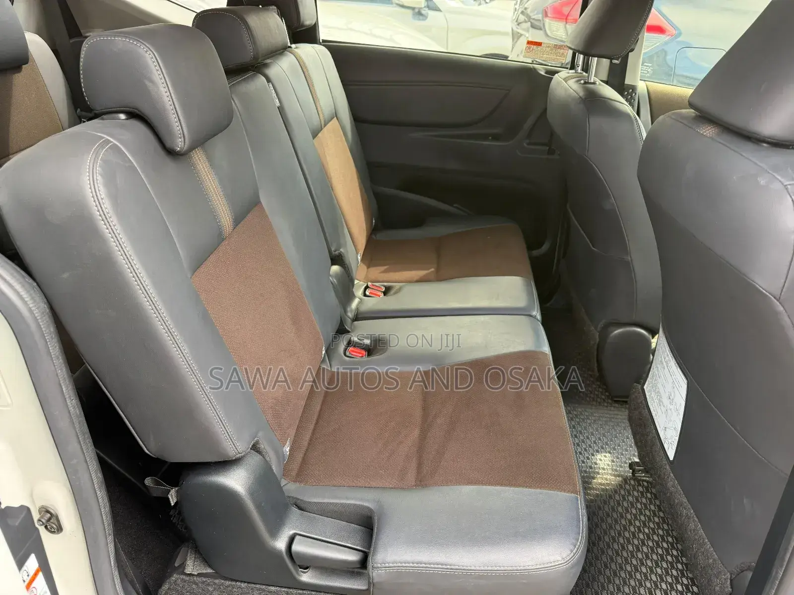 Toyota Land Cruiser 2014 White