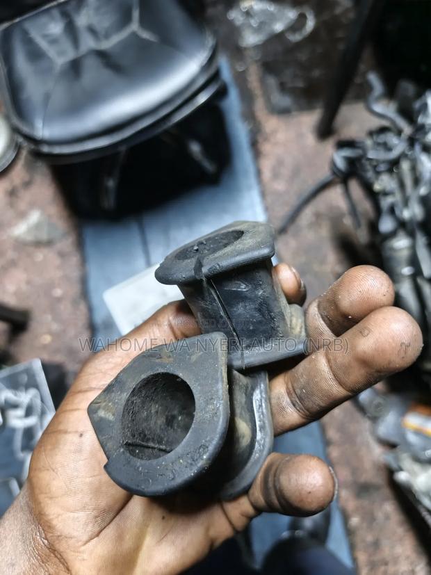 Stabilizer D Bush For Ae 100 Corolla - thumbnail 5