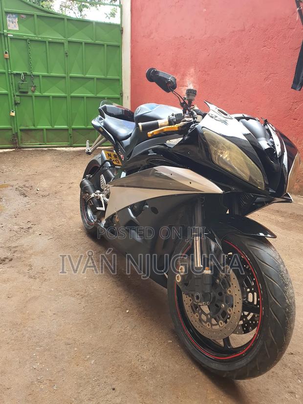 Yamaha R6 2006 Black - main view