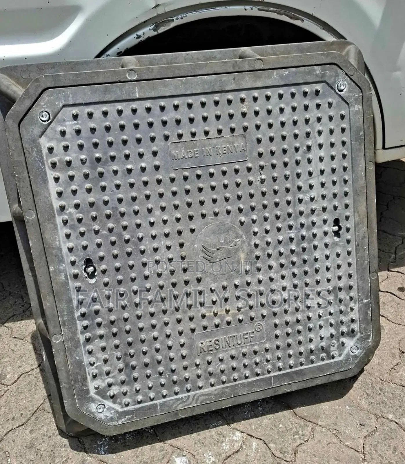 Heavy-duty Composite Manhole Cover - 600mm By 600mm