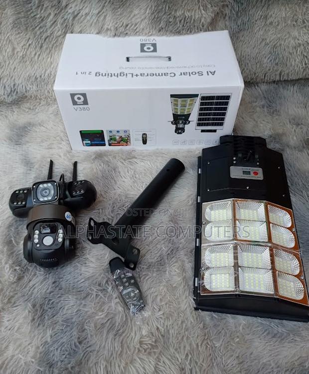 Outdoor Solar 4g CCTV Camera With Led Streetlight 180w Night Vision