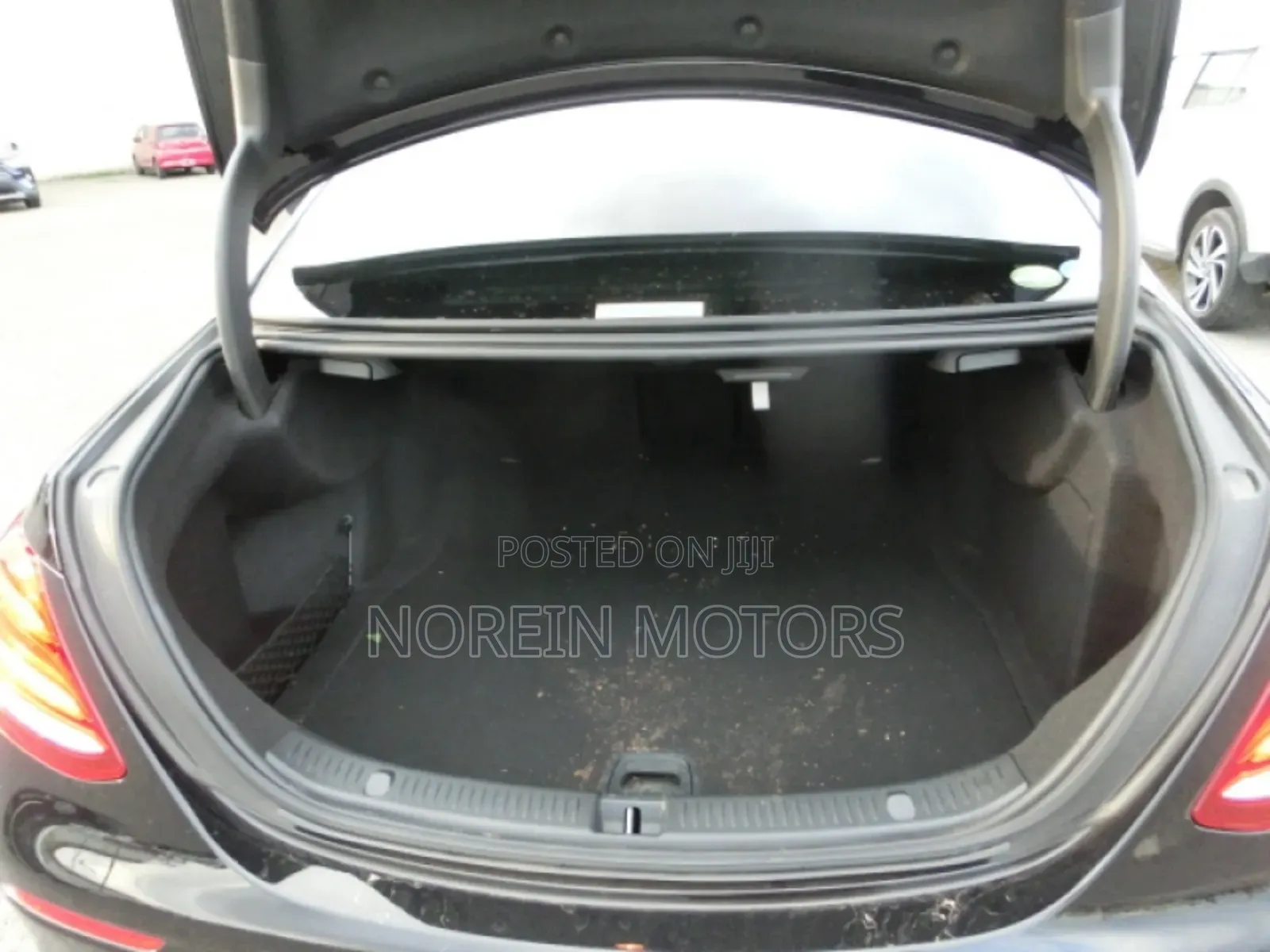Mercedes-Benz E200 2018 Black