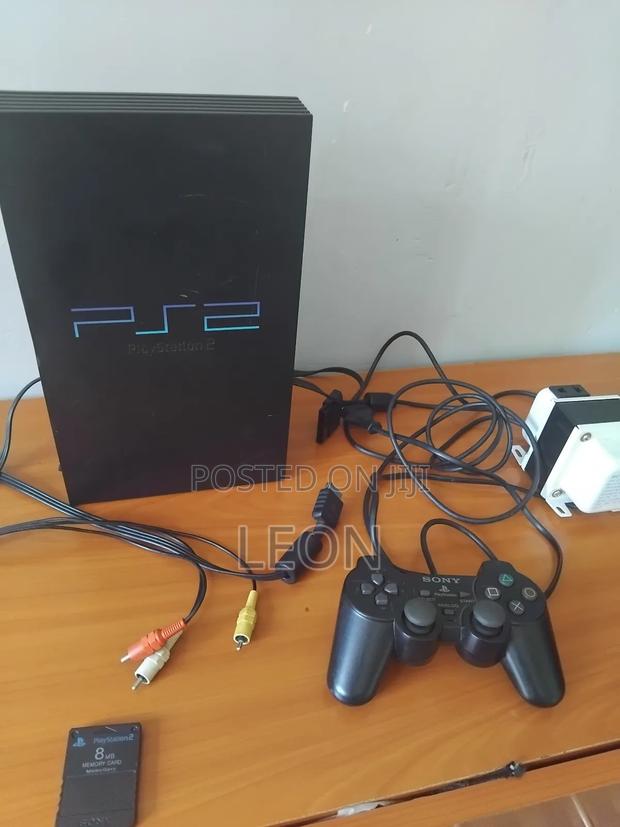 Playstation 2 With All the Cables Needed - thumbnail 3