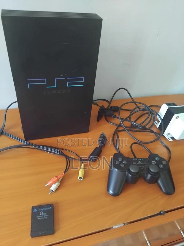 Playstation 2 With All the Cables Needed - thumbnail 4