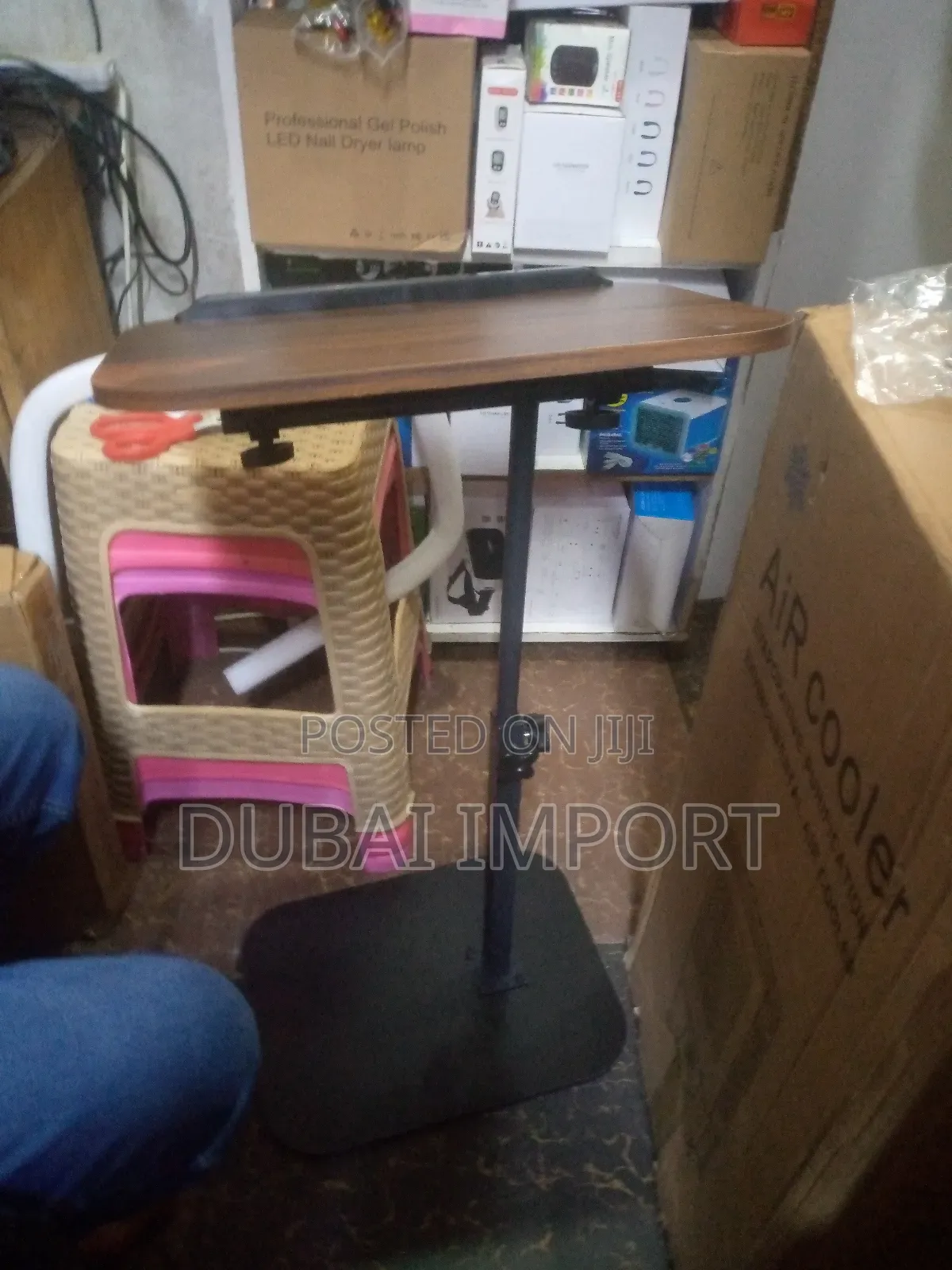 Adjustable/Movable Solid Wooden Laptop/Coffee Table