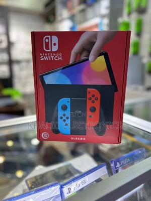 Nintendo Switch Oled - main view