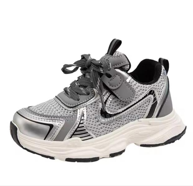 Unisex Sneakers - thumbnail 3