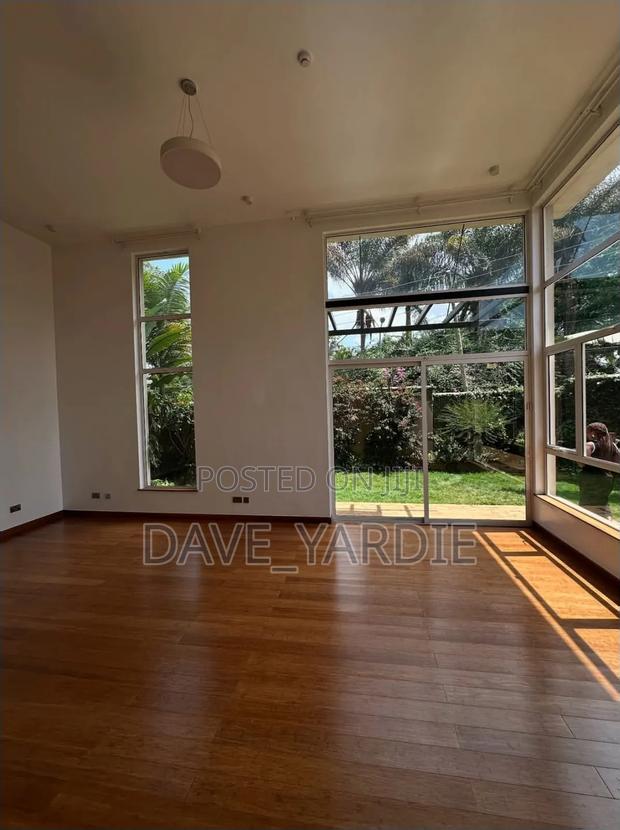 4bdrm Maisonette in Lavington for sale - thumbnail 4