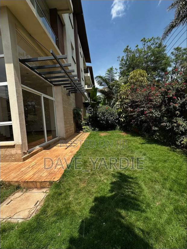 4bdrm Maisonette in Lavington for sale - thumbnail 5