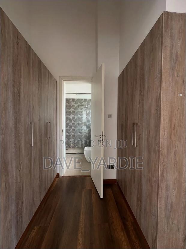 4bdrm Maisonette in Lavington for sale - thumbnail 8