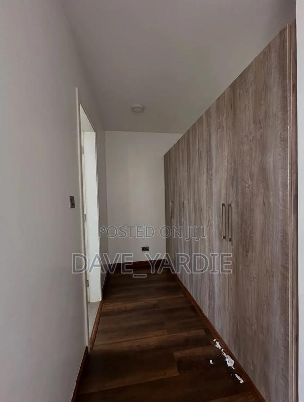 4bdrm Maisonette in Lavington for sale - thumbnail 15