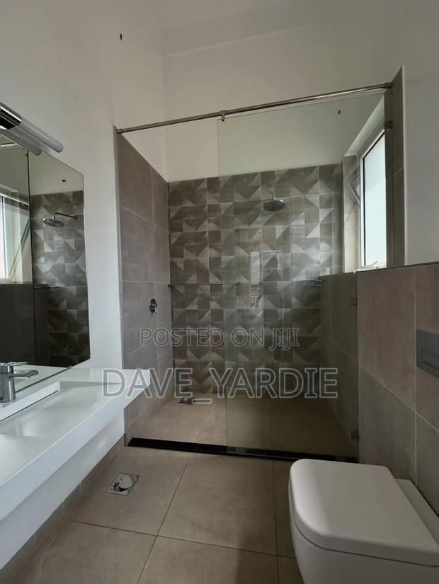 4bdrm Maisonette in Lavington for sale - thumbnail 16