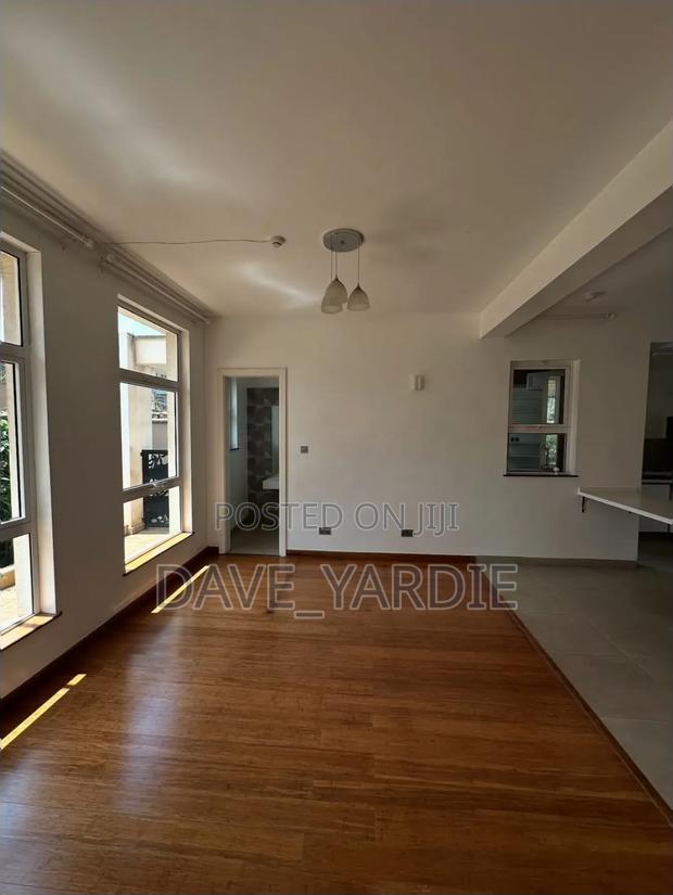 4bdrm Maisonette in Lavington for sale - thumbnail 17