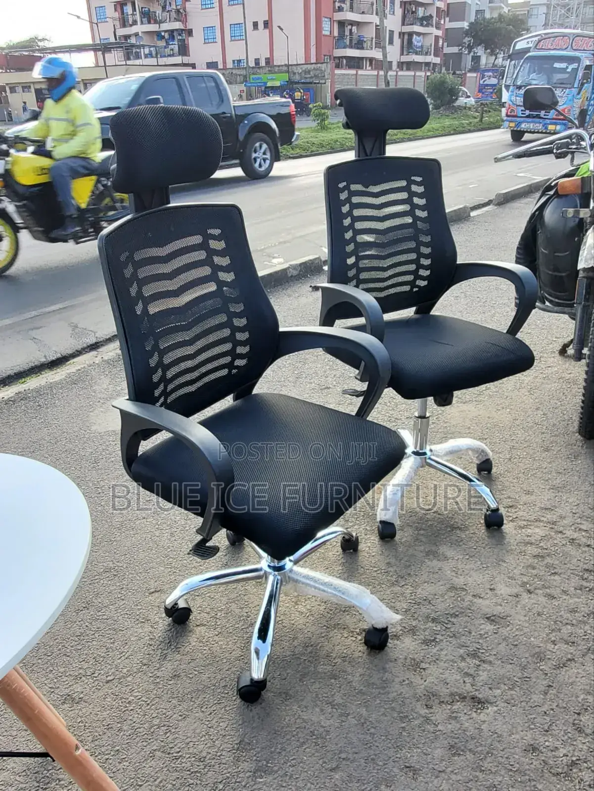 Headrest Chair