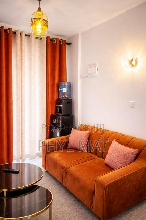 Airbnb Available for Booking - main view