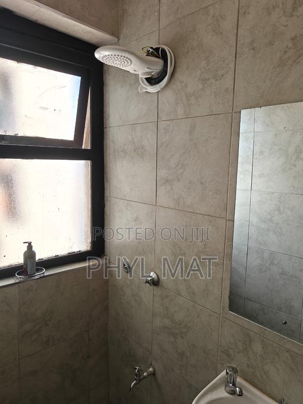 Airbnb Available for Booking - thumbnail 3